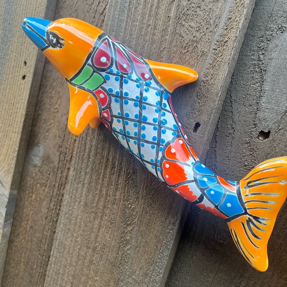Mexican Talavera Dolphin Decor, Pottery. - Picture 3 of 5